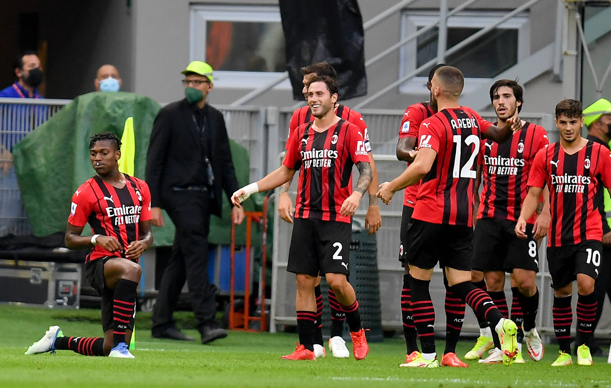 北马其顿新一期大名单：埃尔马斯领衔，英博外援阿利米在列（北马其顿公布新一期名单：埃尔马斯领衔，英博外援阿利米入选）