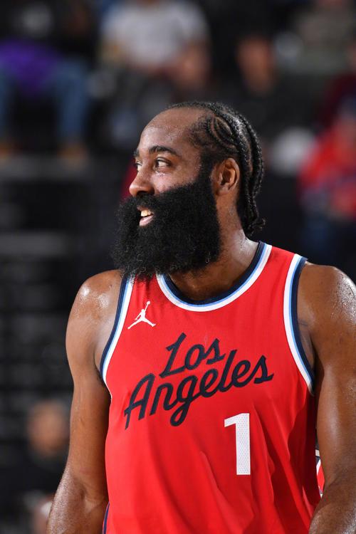 赫塔费主帅：希望阿尔瓦雷斯能上场，我想让最好的球员出现在场上（赫塔费主帅盼阿尔瓦雷斯登场：我希望把最好的球员派上场）