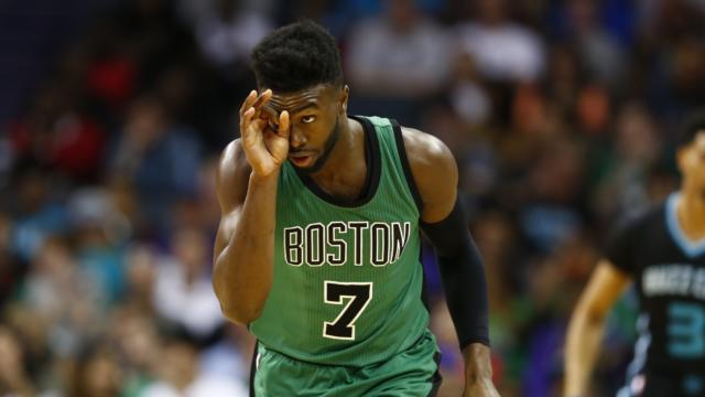 马德兴：海港队低调埋头干事，球迷不树敌，这是中超需要的（马德兴评海港：低调务实、球迷不树敌，正合中超之需）