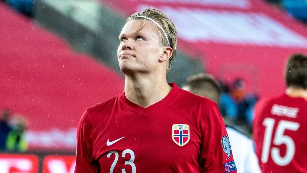 穆勒：孔帕尼的工作非常出色，本赛季观看拜仁比赛是种享受（穆勒称赞孔帕尼执教出彩：本季观看拜仁是一种享受）