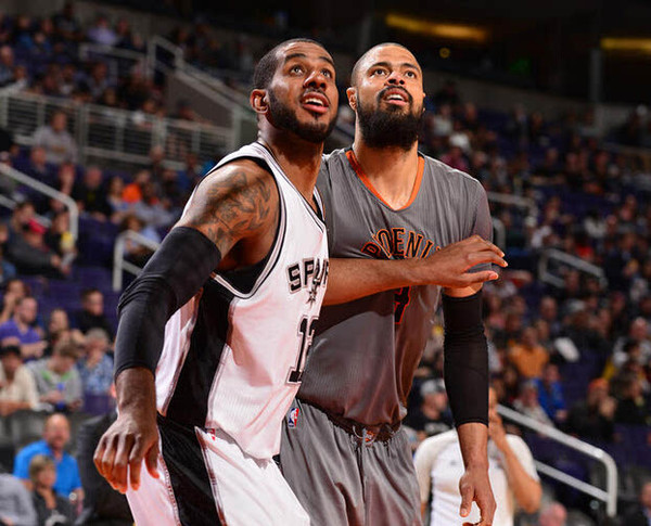 签下多纳鲁马是曼联复兴的信号，新管理层和老八一样高瞻远瞩（多纳鲁马加盟昭示曼联复兴，新管理层远见不输老八）