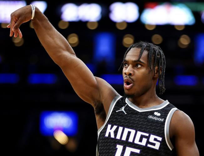 西媒：吕迪格能否续约要看身体状况，沙特俱乐部早就在等着他（西媒：吕迪格续约与否取决于身体状况，沙特俱乐部早已等待）