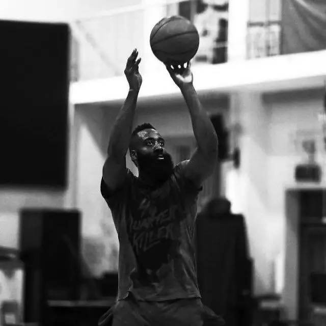 塞尔：战奥林匹亚科斯可能影响阿隆索未来，四场不胜不可接受（塞尔：与奥林匹亚科斯一役或左右阿隆索未来，四场不胜难以接受）