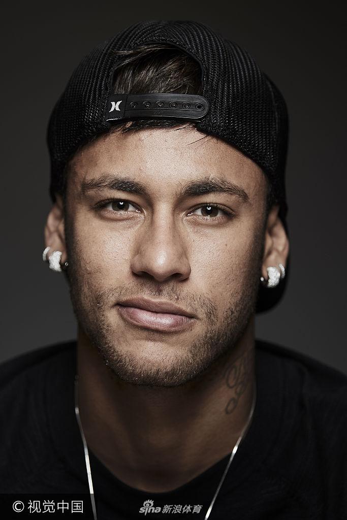 迪米特列夫斯基：瓦伦上赛季卡我出场数，少上一场少付30万（迪米特列夫斯基：瓦伦故意压缩我出场次数，少踢一场就能省30万）