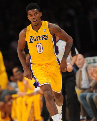 2K26能力值更新：哈登+1升至90，詹姆斯-2跌至92（2K26能力值调整：哈登上调至90，詹姆斯下调至92）