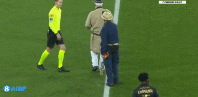 状态提升明显！官方：哈维西蒙斯传射建功，当选热刺2-0布伦特福德全场最佳（官方评全场最佳：哈维西蒙斯传射助热刺2-0布伦特福德，状态回升显著）